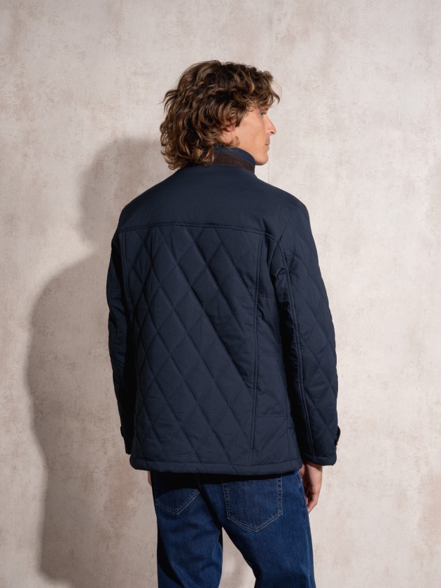 Padded jacket with zipper