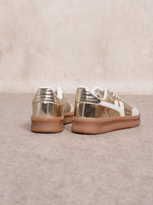Contrast metallic sneakers