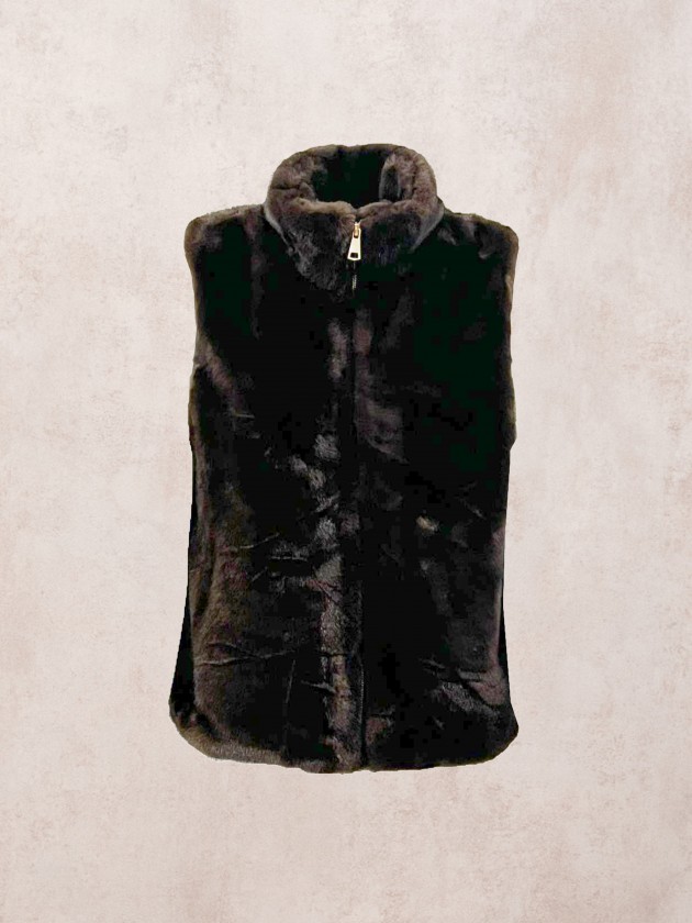 Vest with pockets
