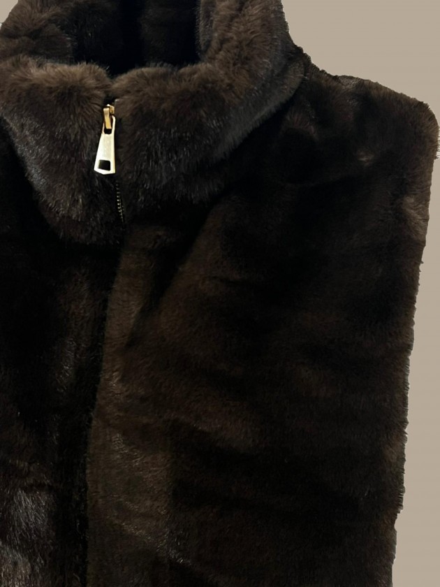 Vest with pockets