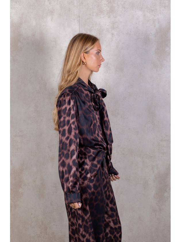 Blusa leopardo 100%pe