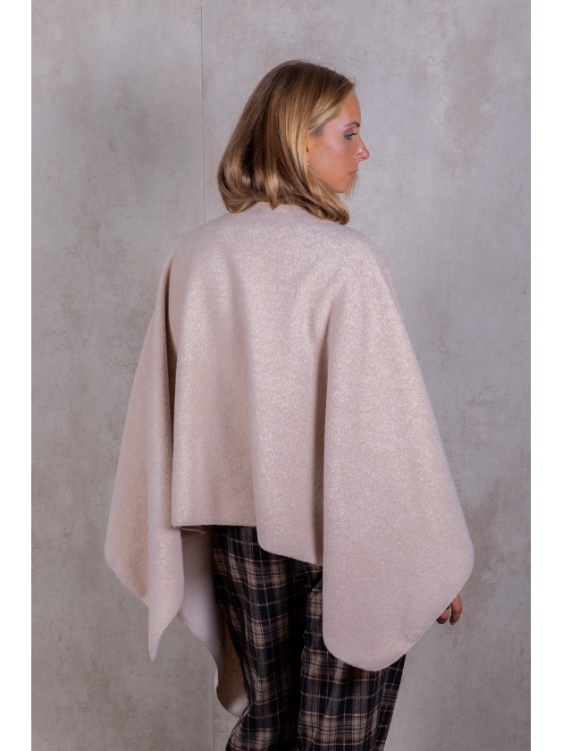 Poncho cruzado