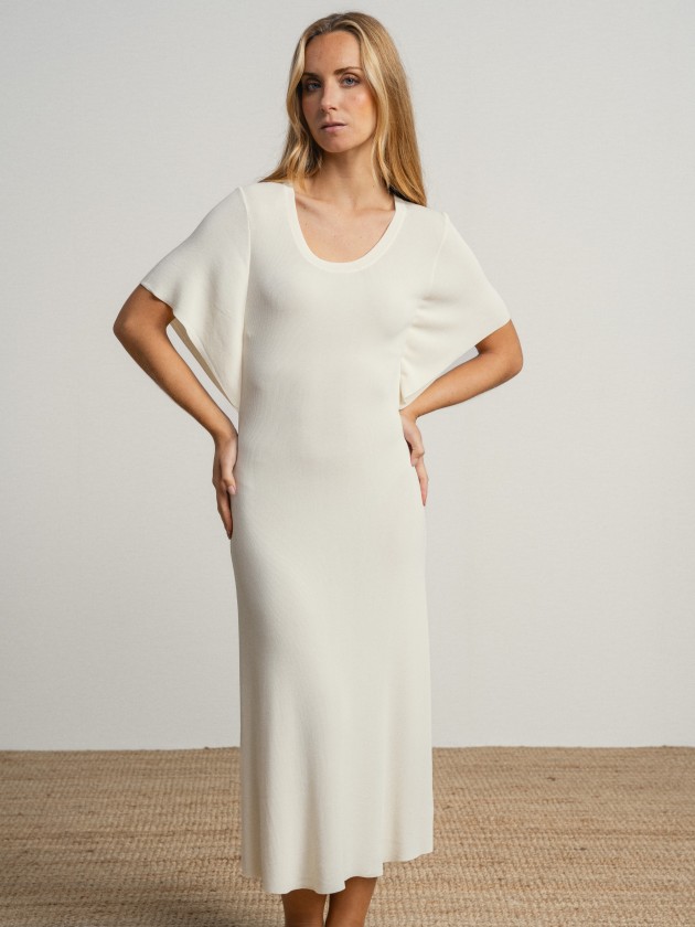 Ribbed knit midi dress