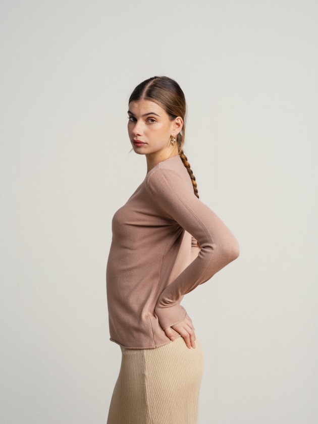 Knitted sweater with a v-neck Knitted sweater with a v-neck