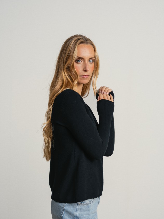Knitted sweater with a v-neck Knitted sweater with a v-neck