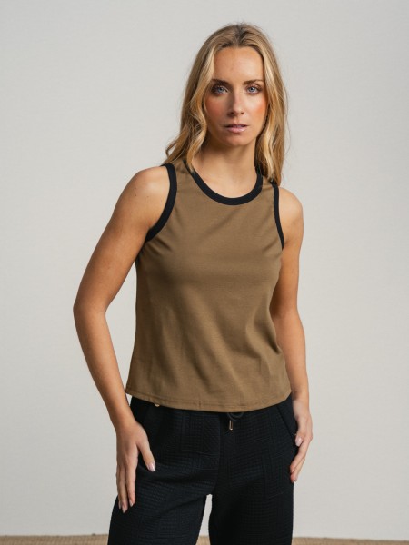 Contrast top