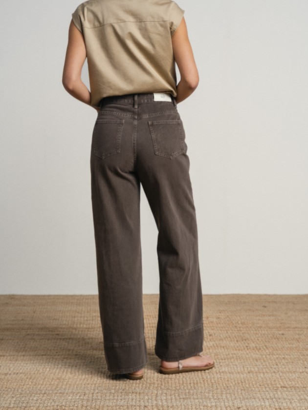 Jeans with stitching Jeans with stitching