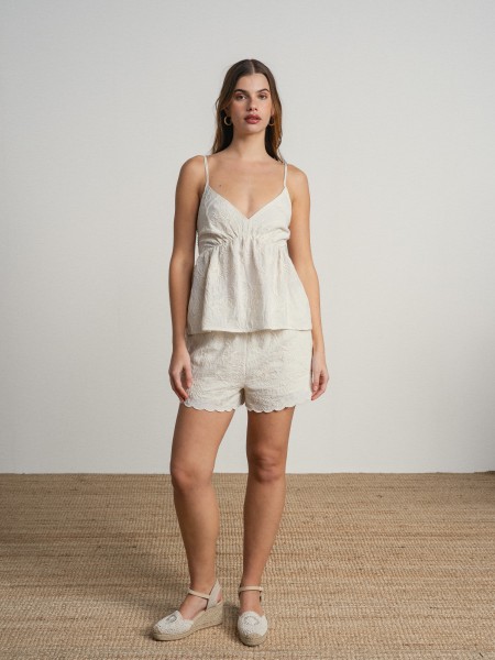 Thin strap top with embroidery