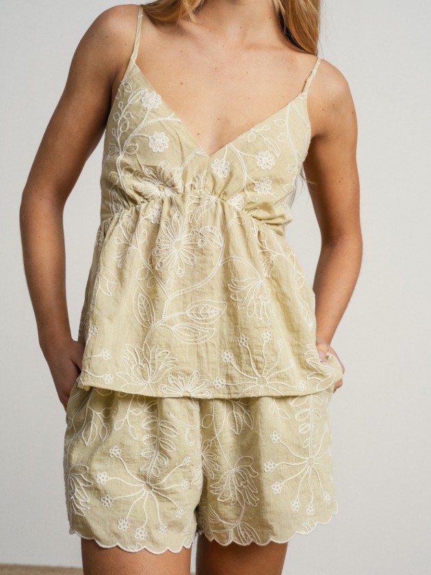 Thin strap top with embroidery Thin strap top with embroidery