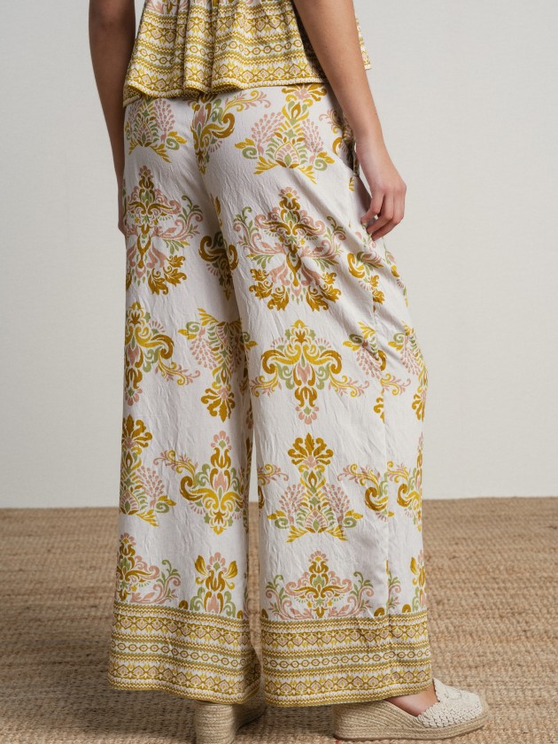 Flowy pants with print Flowy pants with print