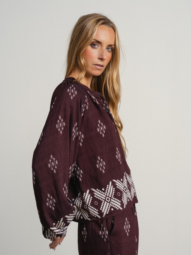 Long-sleeved printed blouse Long-sleeved printed blouse