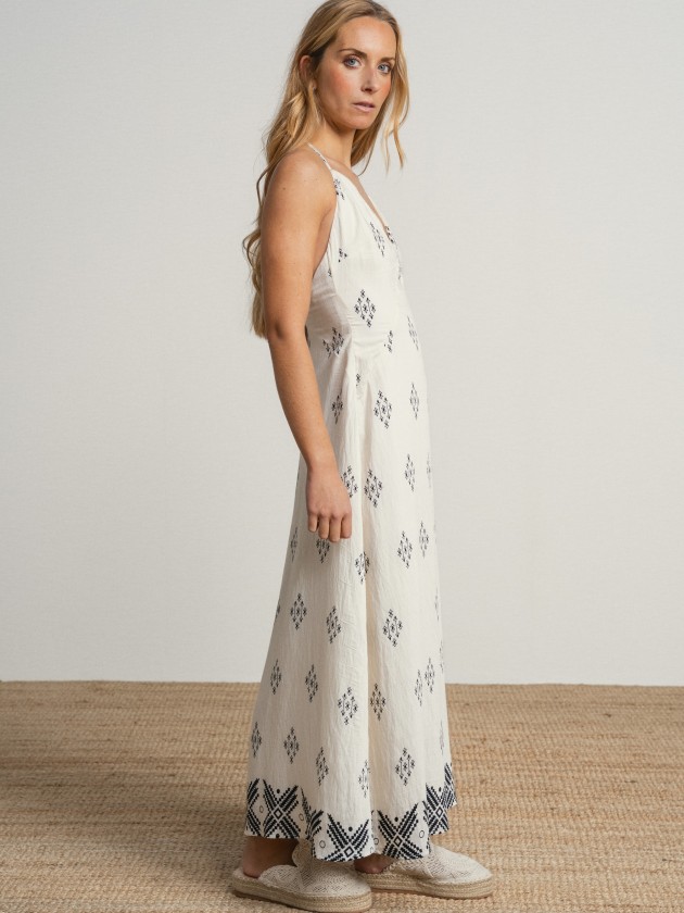 Long printed dress with a v-neck and thin straps