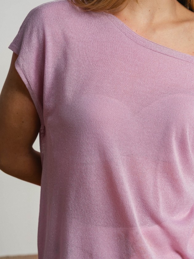 Short-sleeved camisole with sheer details Short-sleeved camisole with sheer details