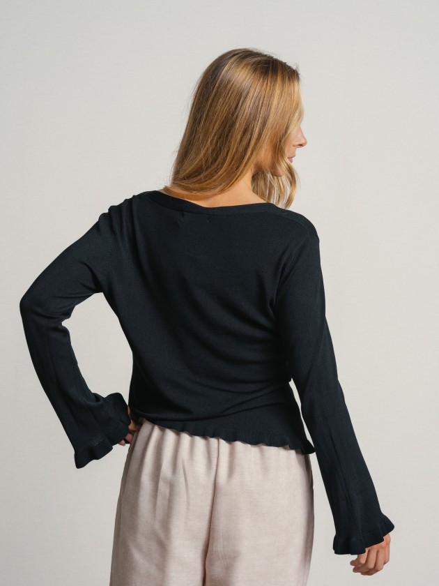 V-neck jacket with ruffles V-neck jacket with ruffles
