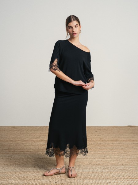 Blouse and skirt set with english embroidery.