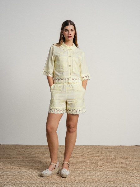 Linen shorts with english embroidery