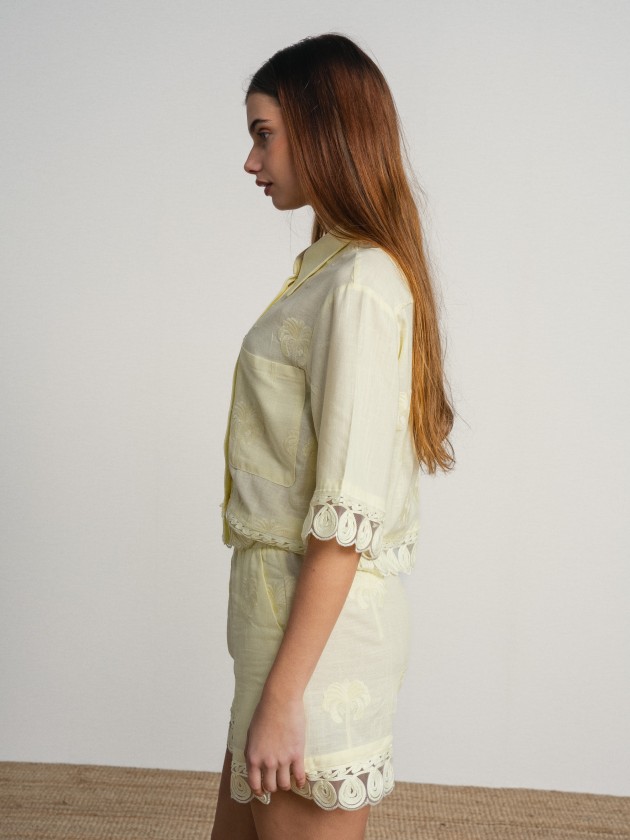 Linen shorts with english embroidery