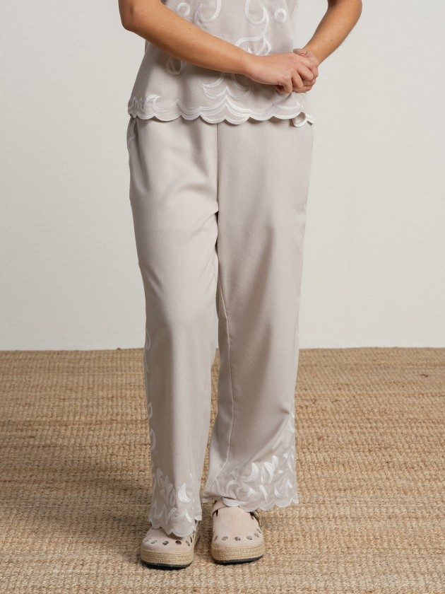 Wide-leg trousers with embroidery Wide-leg trousers with embroidery