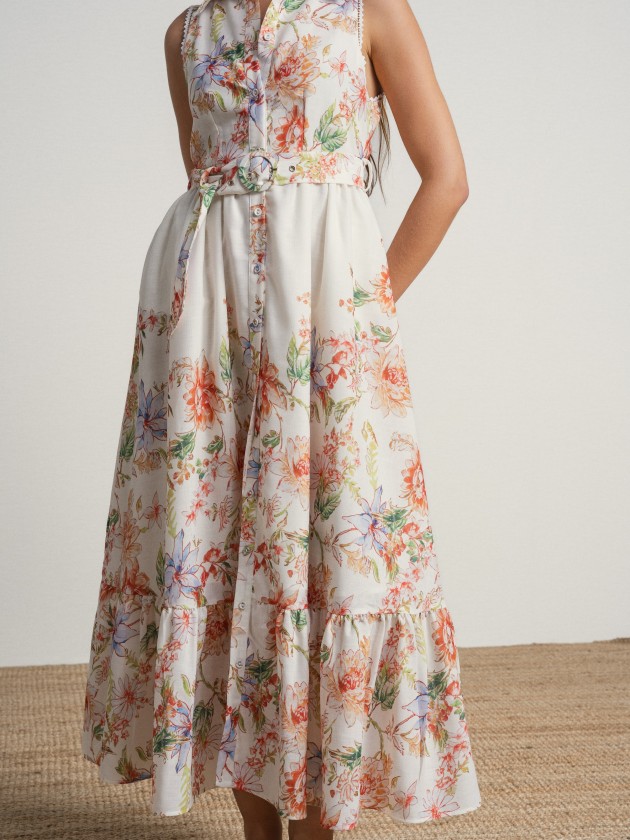 Long dress with formal print.