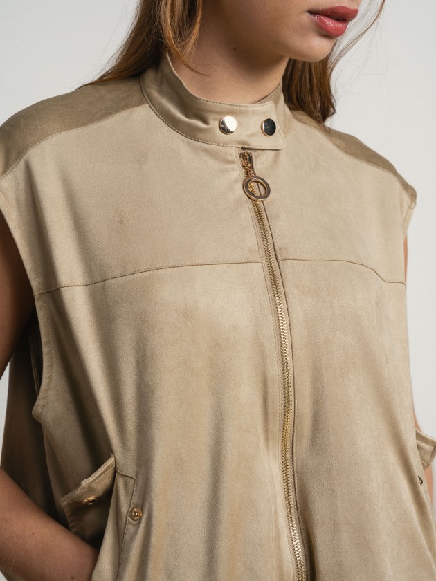 Vest with pockets Vest with pockets