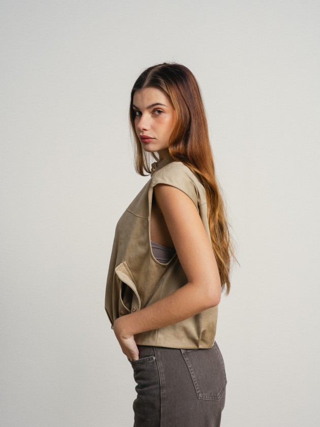 Vest with pockets Vest with pockets