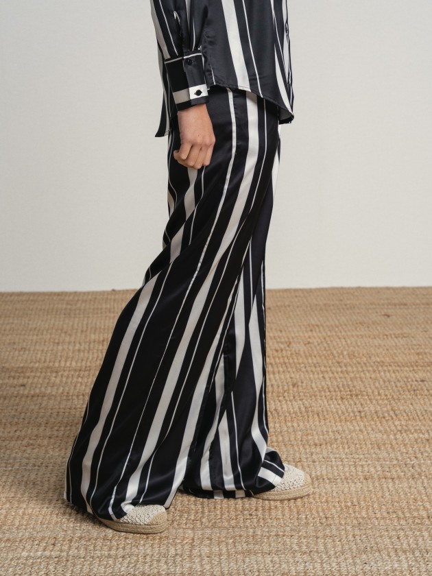 Wide-leg striped trousers Wide-leg striped trousers