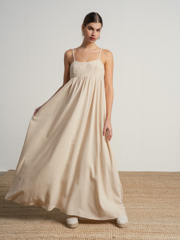 Flowy maxi dress with embroidery.