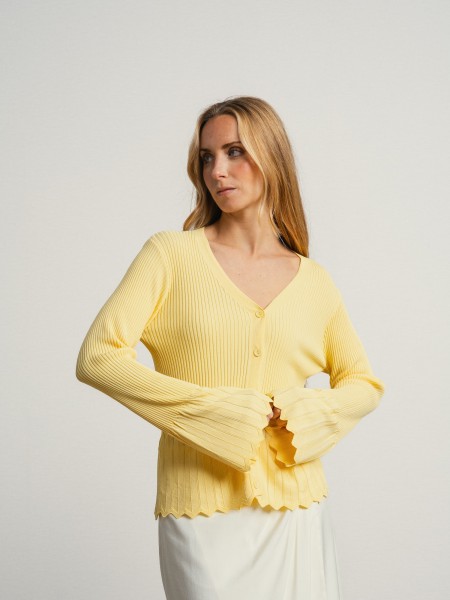 Knitted jacket with ruffles on the sleeves