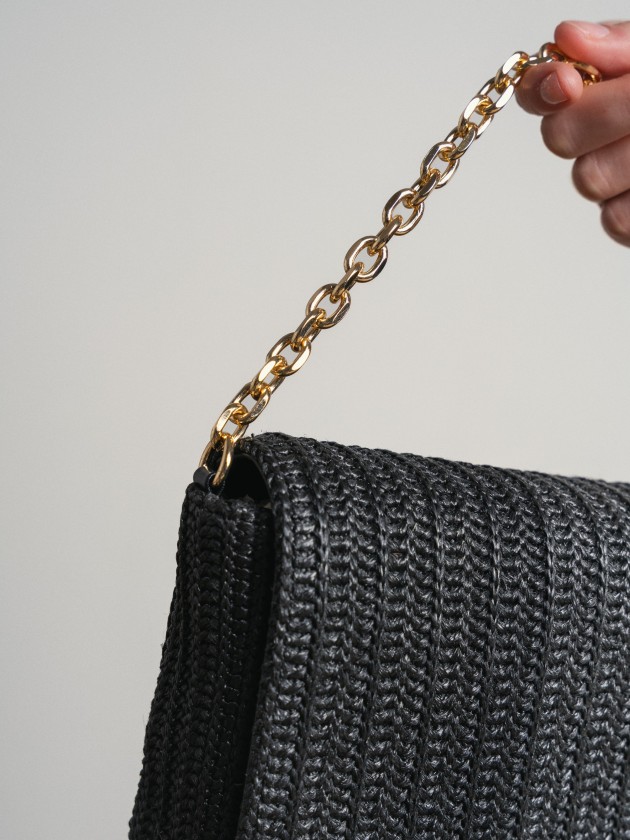 Handbag with gold chain Handbag with gold chain