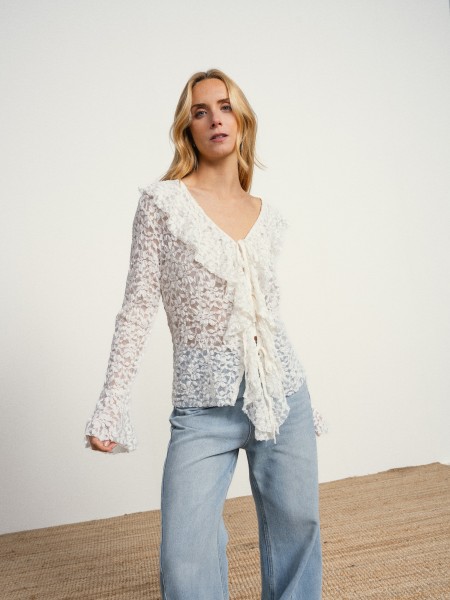 Coat with lace and bows