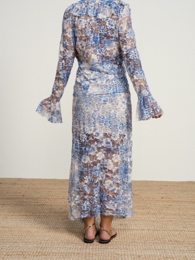 Lace skirt with sheer details