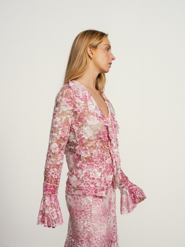 Coat with lace and bows Coat with lace and bows