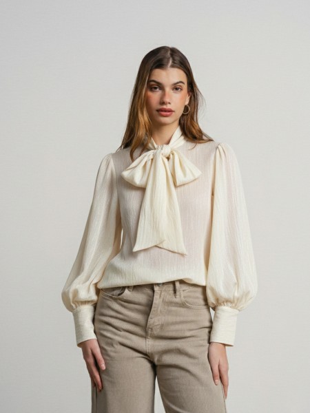 Balloon-effect blouse with bow