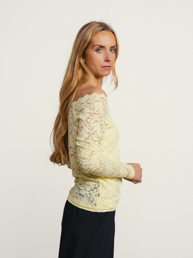 Off-the-shoulder lace camisole Off-the-shoulder lace camisole