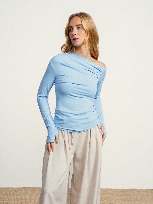 Asymmetrical top