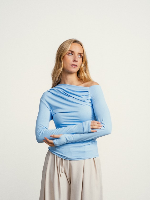 Asymmetrical top