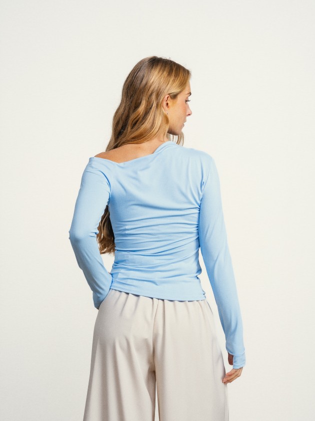 Asymmetrical top