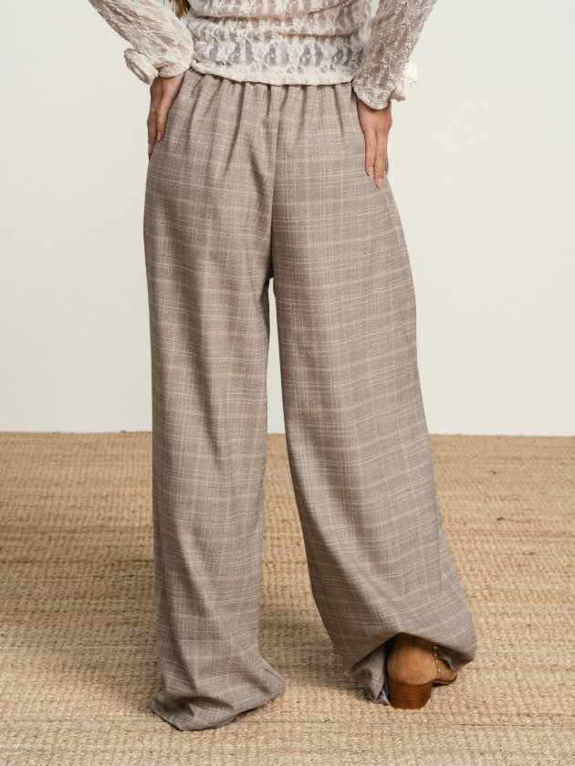 Wide-legged plaid pants Wide-legged plaid pants