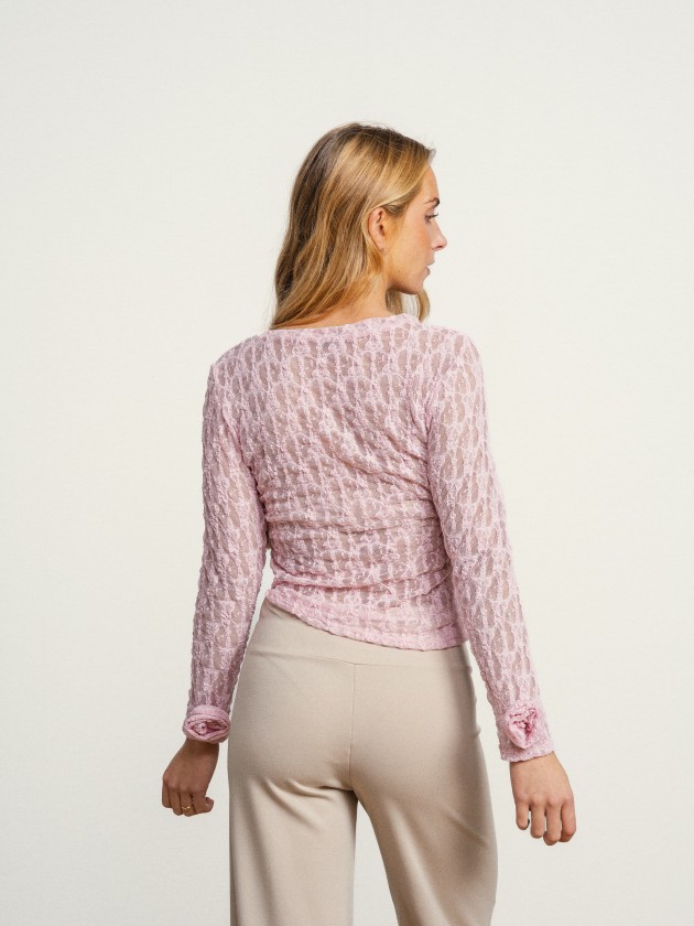 Lace camisole with flowers on the sleeves Lace camisole with flowers on the sleeves