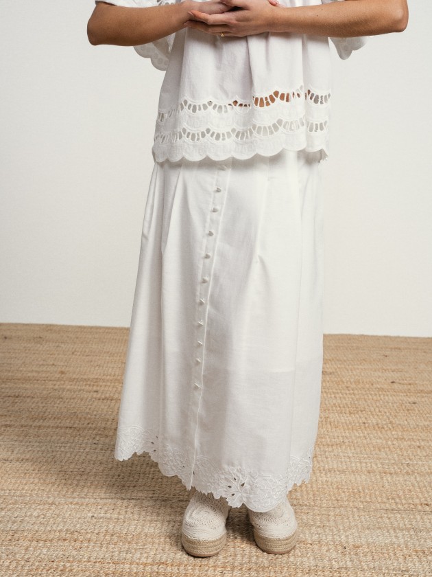 Cotton skirt with embroidery Cotton skirt with embroidery