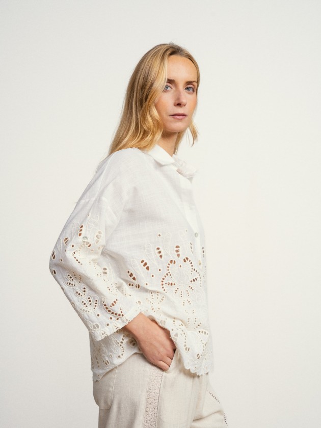 Cotton shirt with embroidery Cotton shirt with embroidery