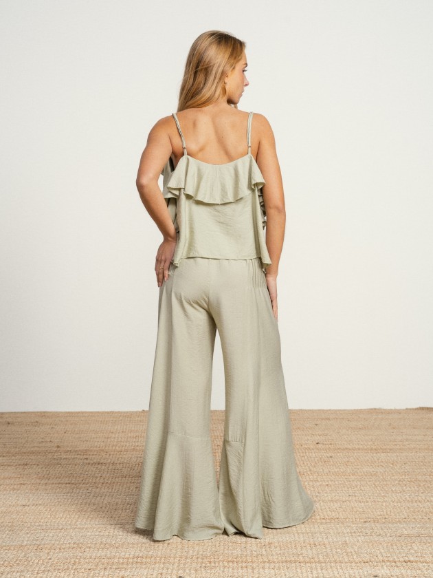 Top with ruffles Top with ruffles