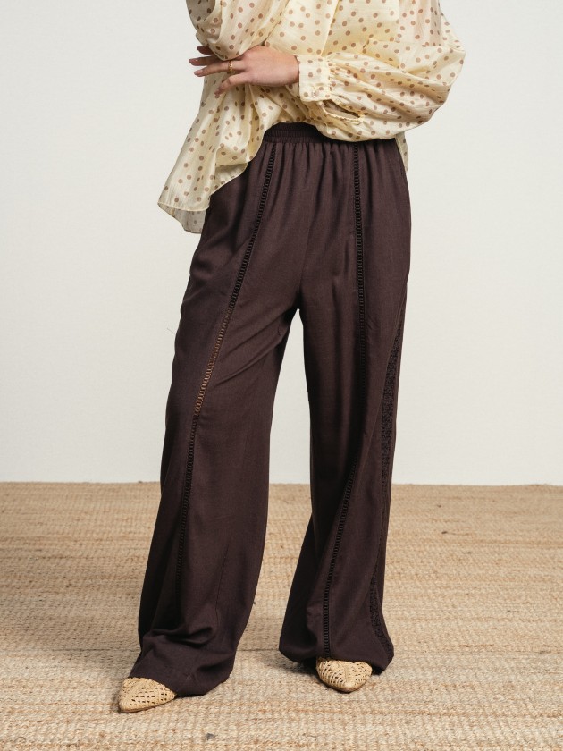 Linen trousers with lace Linen trousers with lace