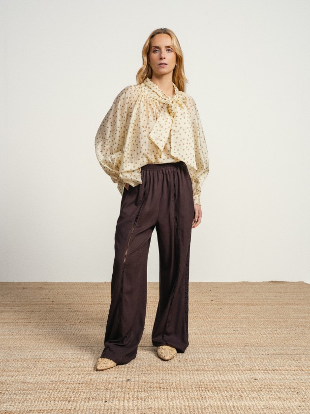 Linen trousers with lace Linen trousers with lace