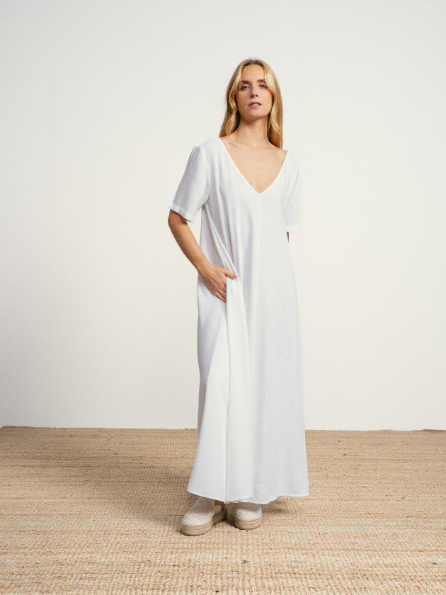 V-neck dress