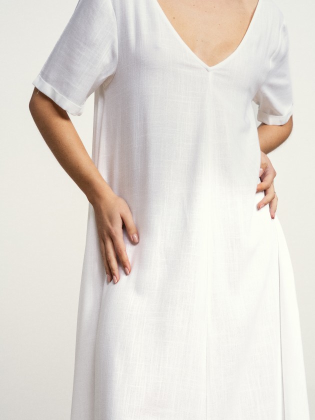 V-neck dress