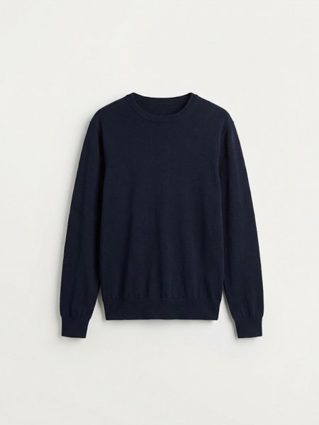 Round neckline mesh