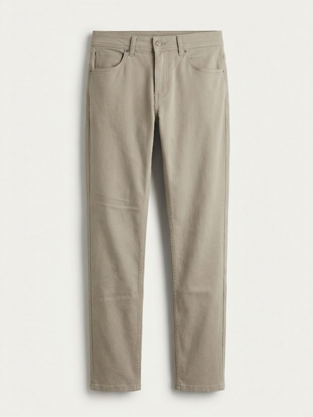 Chino trousers with a regular fit Chino trousers with a regular fit