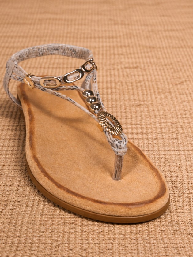 Open sandals with applications