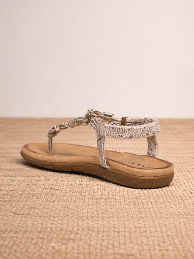 Open sandals with applications